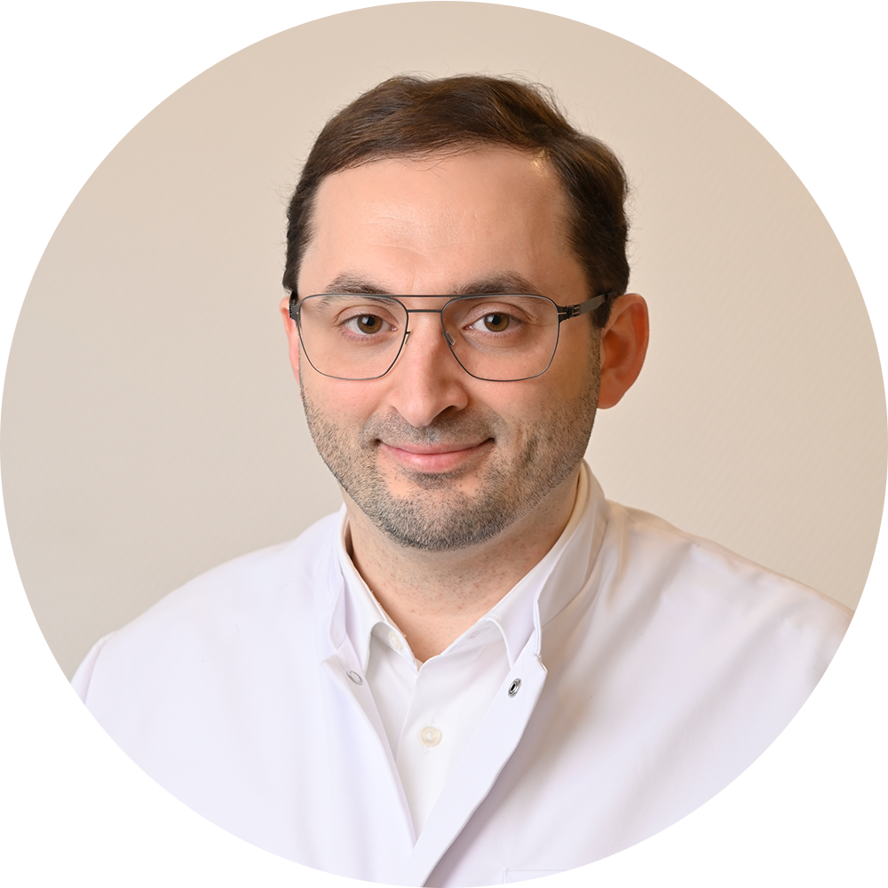 Portrait vom Ersteller der Übungs PDF nach dem San Antonio Schulterprogramm Professor Dr. med. Nael Hawi